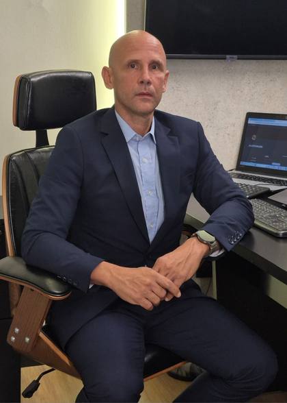 Dr. Alan Alcoforado